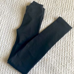 Free with any purchase 🎈Calzedonia Push-Up Shaping Leggings Black, size S